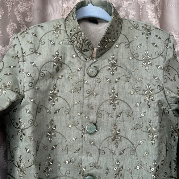 Toddler Boy Kurta Outfit Size 3 - Picture 2 of 5